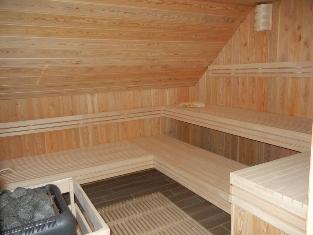 Guesthouse Macesen Spodnja Sorica ภายนอก รูปภาพ
