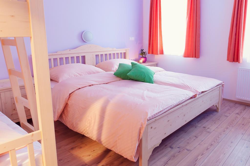 Guesthouse Macesen Spodnja Sorica ห้อง รูปภาพ